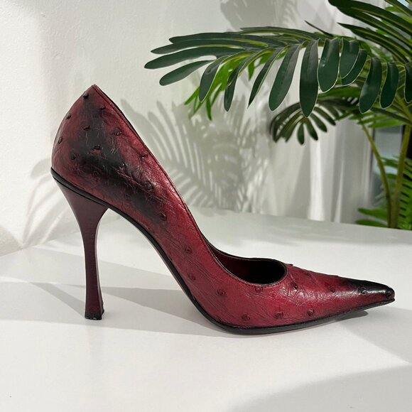 Gucci by Tom Ford Red Ostrich Pointed Toe Pumps size 7 - Picture 5 of 10